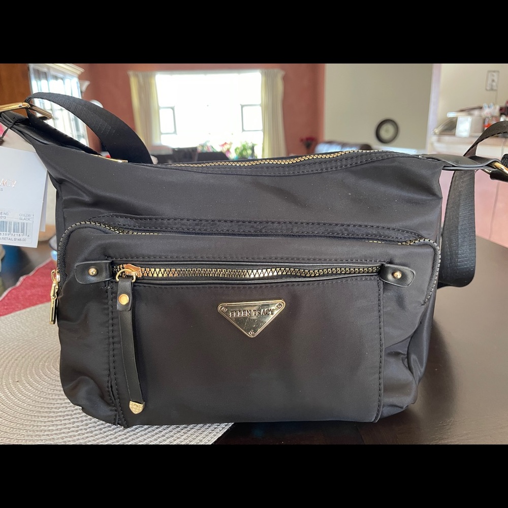 Ellen Tracy crossover bag